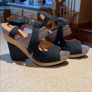 Aldo Suede and Wood Trim Wedges Size 8